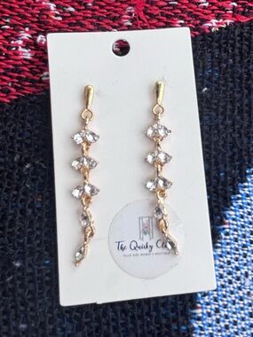 NWT GOLD RHINESTONE DANGLE EARRINGS